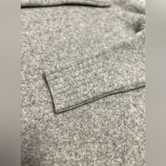 Aritzia Community Plutarch Turtleneck Sweater - Picture 10 of 11